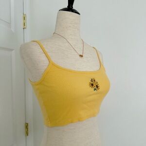 Hollister Yellow Sunflower Embroidered Women's Crop Top